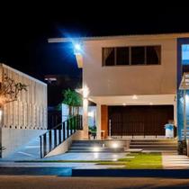 Refletor Led Holofote Externo Jardim Ip67 Bivolt 6500k 200W
