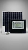 Refletor Solar LED 40W IP66 Bivolt com Controle Remoto Refletor Solar LED 40W IP66 Bivolt com Controle Remoto