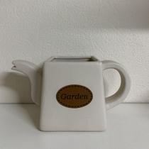 Regador Em Cerâmica Off White Vanjos - Un Regador Em Cerâmica Off White Vanjos - Un