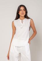 Regata Alfaiataria Com Amarração E Detalhe de Pompons Branco Salvatore