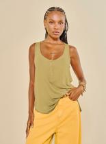 Regata Feminina Com Detalhe Costas Open Regata Feminina Com Detalhe Costas Open