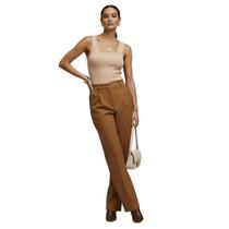 Regata Feminina de Malha Canelada Canelada Premium, Modelagem Justa e Alças largas Regata Feminina de Malha Canelada Canelada Premium, Modelagem Justa e Alças largas