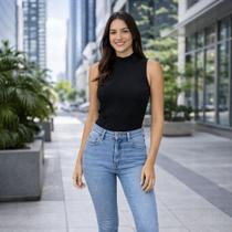 Regata Justa Com Gola Alta Em Canelado Habana Regata Justa Com Gola Alta Em Canelado Habana