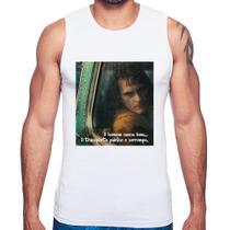 Regata O homem nasce bom, o transporte público o corrompe - Foca na Moda Regata O homem nasce bom, o transporte público o corrompe - Foca na Moda