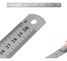 Régua De Metal 30Cm Profissional Escola Artesanato Aço Prat