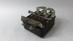 Rele duplo para farois 12v tipo universal Rele duplo para farois 12v tipo universal
