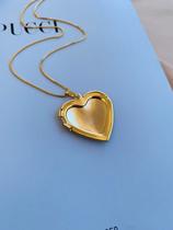 Relicário de coração personalizado com foto folheado a ouro e prata - dondocas.bijus