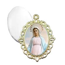 Relicario Dourado Rainha da Paz Terno Noivo lapela Qualidade Resinado Alto Padrão Casamentos
