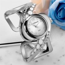 Relógio Bracelete Feminino Cansnow Arraia Luxo Aço Analógico Relógio Bracelete Feminino Cansnow Arraia Luxo Aço Analógico