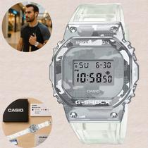Relógio Casio G-Shock Masculino Digital Prata Translúcido Esportivo Prova Dágua 200 Metros Alarmes Multifuncional Cronômetro GM-5600SCM-1DR