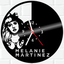 Relógio De Madeira MDF Parede Melanie Martinez