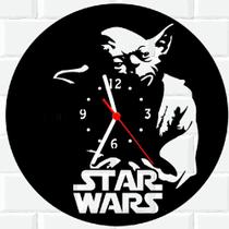 Relógio De Madeira MDF Star Wars Yoda 3