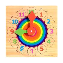 Relógio de madeira Toy Rainbow Color com 12 blocos de construção digitais