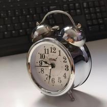 Relógio De Mesa Alarme Despertador Metalizado Lelong BM-R810 Relógio De Mesa Alarme Despertador Metalizado Lelong BM-R810