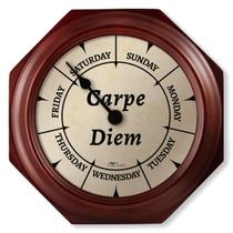 Relógio de parede DayClocks Dia da Semana Carpe Diem Mahogany 10"