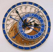 Relógio de parede Prague Astronomical Anime 30cm Wood Silent