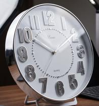 Relógio de Parede Prata Decorativo Moderno com Números Grandes em Relevo 25x25cm CA3698