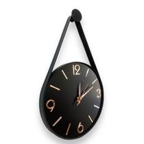 Relógio de parede preto Adnet 30cm, silencioso, Algarismos 3D Cardinais Rosé, cinta em couro preto.