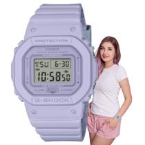 Relógio de Pulso Casio G-Shock Feminino Resistente Choques Prova Dágua 20 ATM Compacto Esportivo Digital Verde Violeta Salmão GMD-S5600BA-6DR