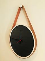 Relógio Decorativo Adnet Branco Alça material sintético Caramelo Mostrador Preto Ponteiro Preto 20cm Redondo Relógio Decorativo Adnet Branco Alça material sintético Caramelo Mostrador Preto Ponteiro Preto 20cm Redondo