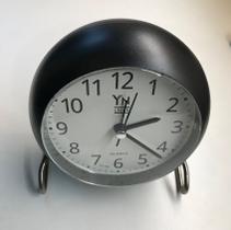 Relogio despertador de mesa 12x9,8cm preto
