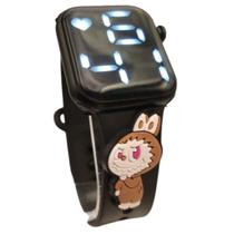 Relógio Digital Infantil Labubu Fantasia Marrom_Preto