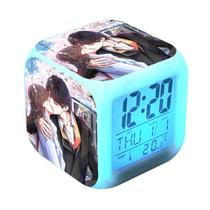 Relógio digital LED Loves And Producers Square com alarme de 8 cm Relógio digital LED Loves And Producers Square com alarme de 8 cm