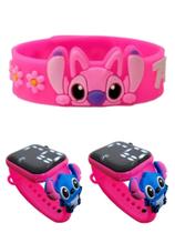 Relogio digital smar rosa figura e pulseira do stich infantil feminino ,kit 2 em 1 menina . Relogio digital smar rosa figura e pulseira do stich infantil feminino ,kit 2 em 1 menina .