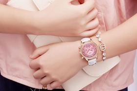 Relógio Feminino De Pulso Analógico Quartzo Em Pulseira De Couro Relógio Feminino De Pulso Analógico Quartzo Em Pulseira De Couro