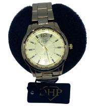 Relógio feminino dhp a prova d água dourado um charme original