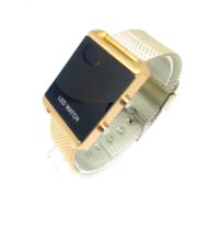 Relógio Feminino Digital Quadrado Led Com Botão Dourado