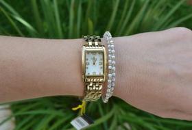 Relogio Feminino Dourado Champion Quadrado Fundo Branco +NF Relogio Feminino Dourado Champion Quadrado Fundo Branco +NF