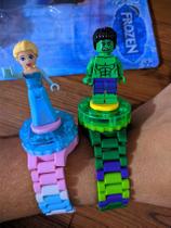 Relógio Infantil Digital Boneco Lego Montar Personagens Super Heróis Meninos/Meninas Frozen /Homem Aranha/Hulk Lol