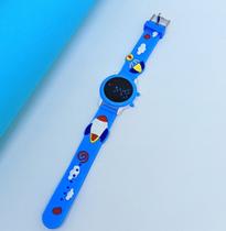 Relógio Infantil Digital Led Redondo Silicone Desenho animado 3D Esporte Relógios de Pulso Crianças Super Heróis meninos Relógio Infantil Digital Led Redondo Silicone Desenho animado 3D Esporte Relógios de Pulso Crianças Super Heróis meninos