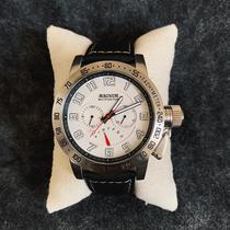 Relógio magnum pulseira couro com fundo branco ma33120q