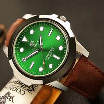 Relógio Masculino Couro Marrom com fundo Verde Presente para namorado com caixa Importado Luxo