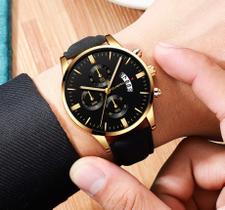 Relógio Masculino Preto Black Motion Fundo Dourado