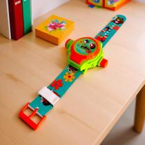 Relógio Projetor Infantil Etitoys Personagens Avengers Moana Princesas Spider Man Relógio Projetor Infantil Etitoys Personagens Avengers Moana Princesas Spider Man