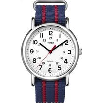 Relógio Timex Weekender Stripe T2N747 - Pulseira Vermelha/Azul