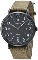 Relógio Timex Weekender XL, estojo de 43 mm, mostrador preto, pulseira verde-oliva