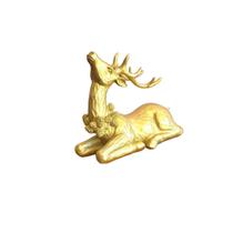 Rena decorativa deitada - resina - ouro luxo