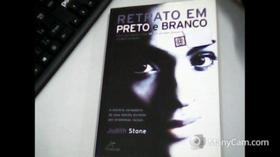 Retrato em preto e branco