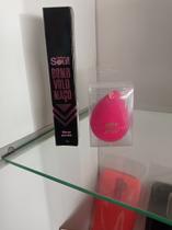 Rimil e esponja de maquiagem