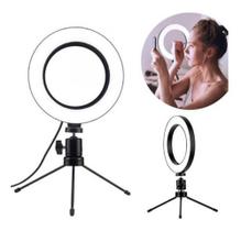 Ring Light De Mesa Iluminador De Led Tripé 6 Polegadas 16cm Ring Light De Mesa Iluminador De Led Tripé 6 Polegadas 16cm