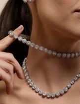 Riviera inspiração toda cravejada de zircônia em ródio branco . Riviera inspiração toda cravejada de zircônia em ródio branco .