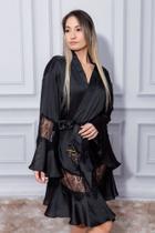 Robe Com Renda Chantilly e Babados Robe Com Renda Chantilly e Babados