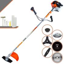 Roçadeira Lateral Vulcan VR430S À Gasolina 2T 43cc 1,7HP 10.000rpm Profissional Com Carretel de Nylon + Lâmina Facão + Lâmina 3 Pontas + Lâmina 40 Dentes de Vídea + Lâmina 80 Dentes + Escova de Aço Roçadeira Lateral Vulcan VR430S À Gasolina 2T 43cc 1,7HP 10.000rpm Profissional Com Carretel de Nylon + Lâmina Facão + Lâmina 3 Pontas + Lâmina 40 Dentes de Vídea + Lâmina 80 Dentes + Escova de Aço
