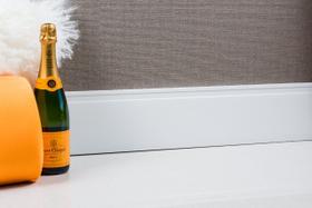 Rodapé Poliestireno Branco 10cm frisado