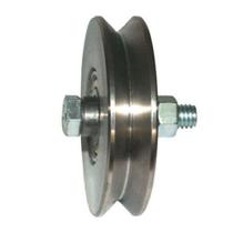 Roldana Ferro Maciça 80mm Tipo V para Portão - Ferrosul Roldana Ferro Maciça 80mm Tipo V para Portão - Ferrosul