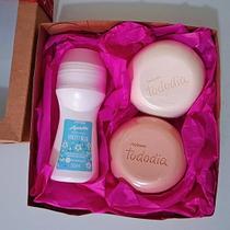 Roll on Avon + 2 Sabonete sortidos Natura Caixa Presente